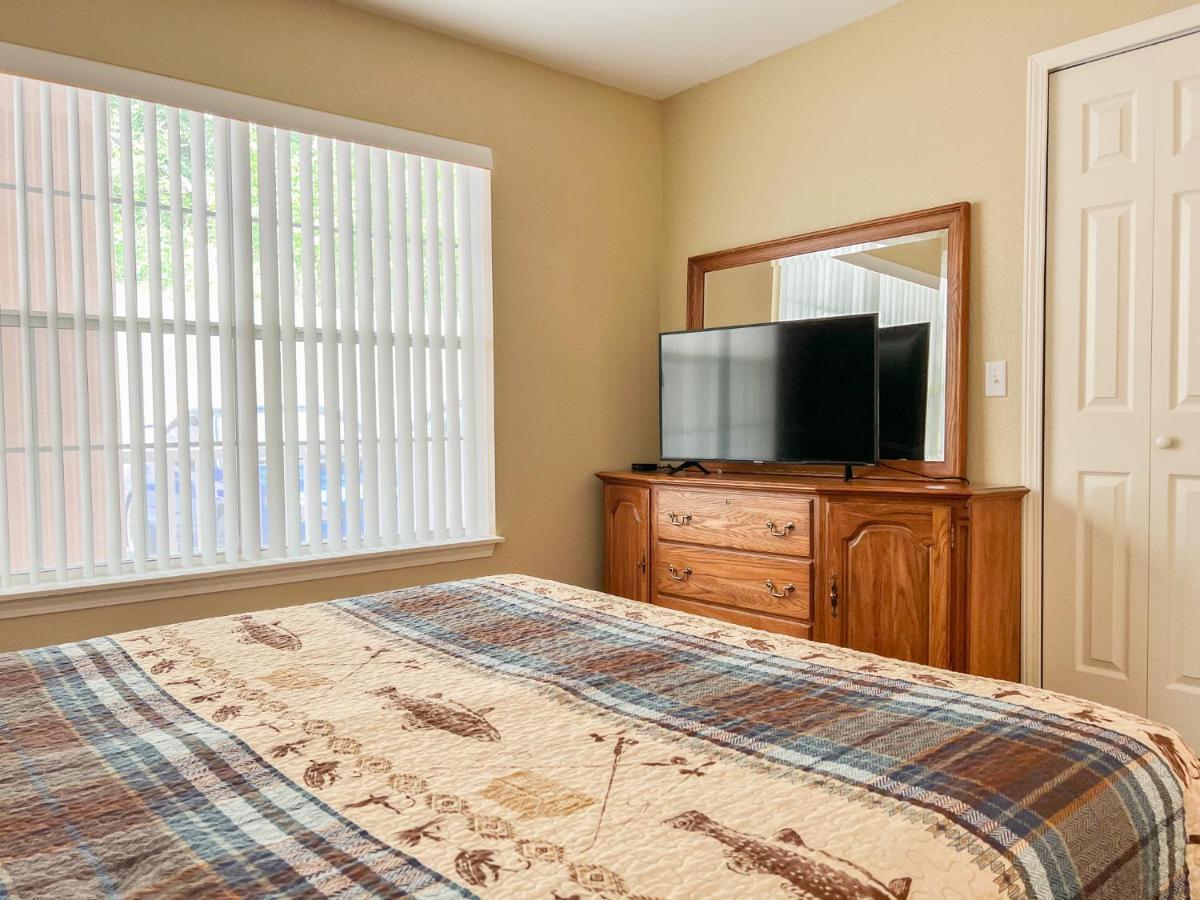 Lake Front 2Br Walk-In With Large Deck - Free Tickets Included - 79-1 Бренсон Екстер'єр фото